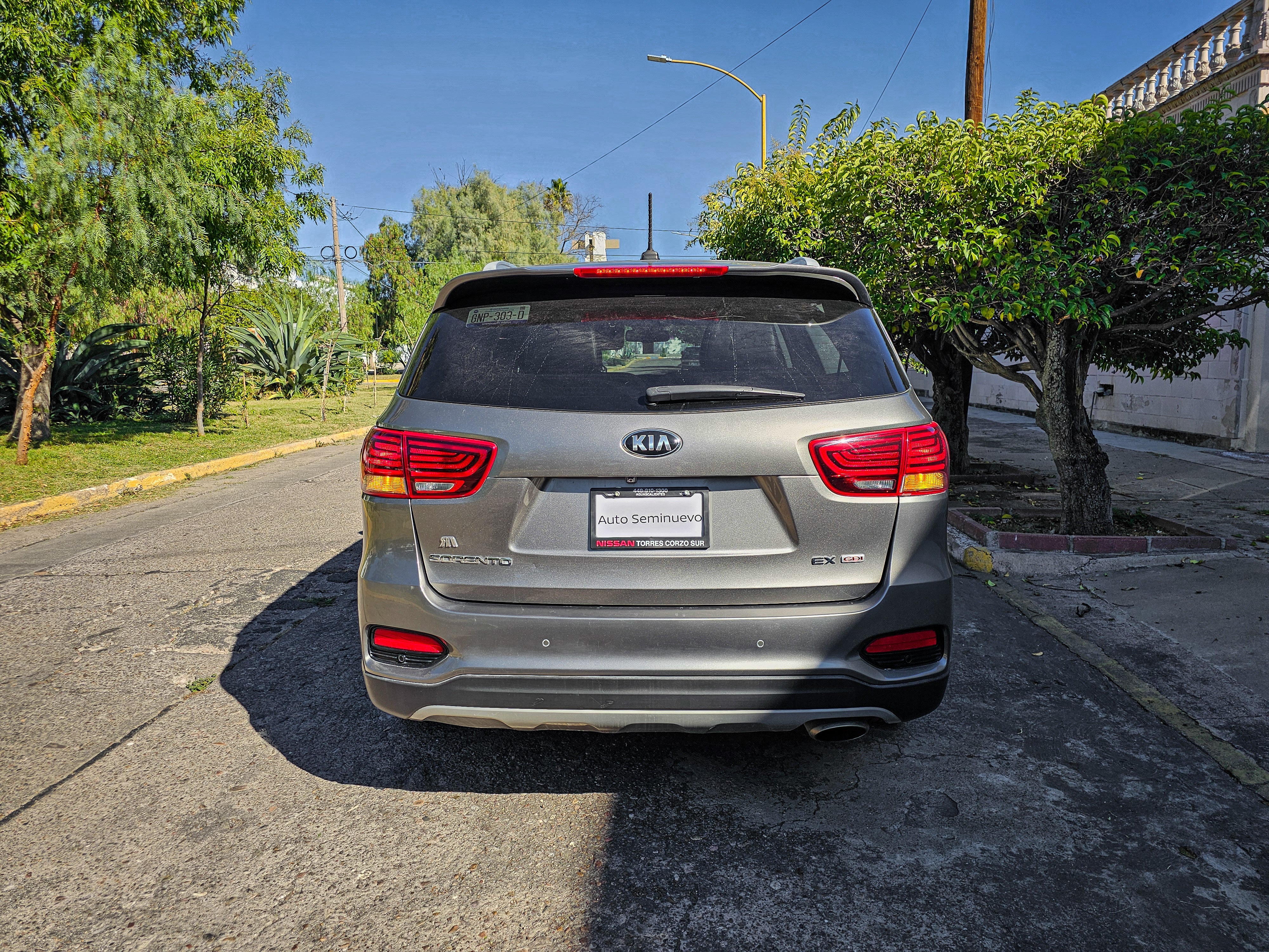 2019 Kia USADOS Sorento 2.4 L4 EX Piel 7 Pasajeros At
