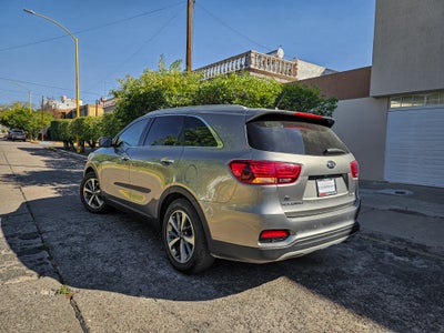 2019 Kia USADOS Sorento 2.4 L4 EX Piel 7 Pasajeros At