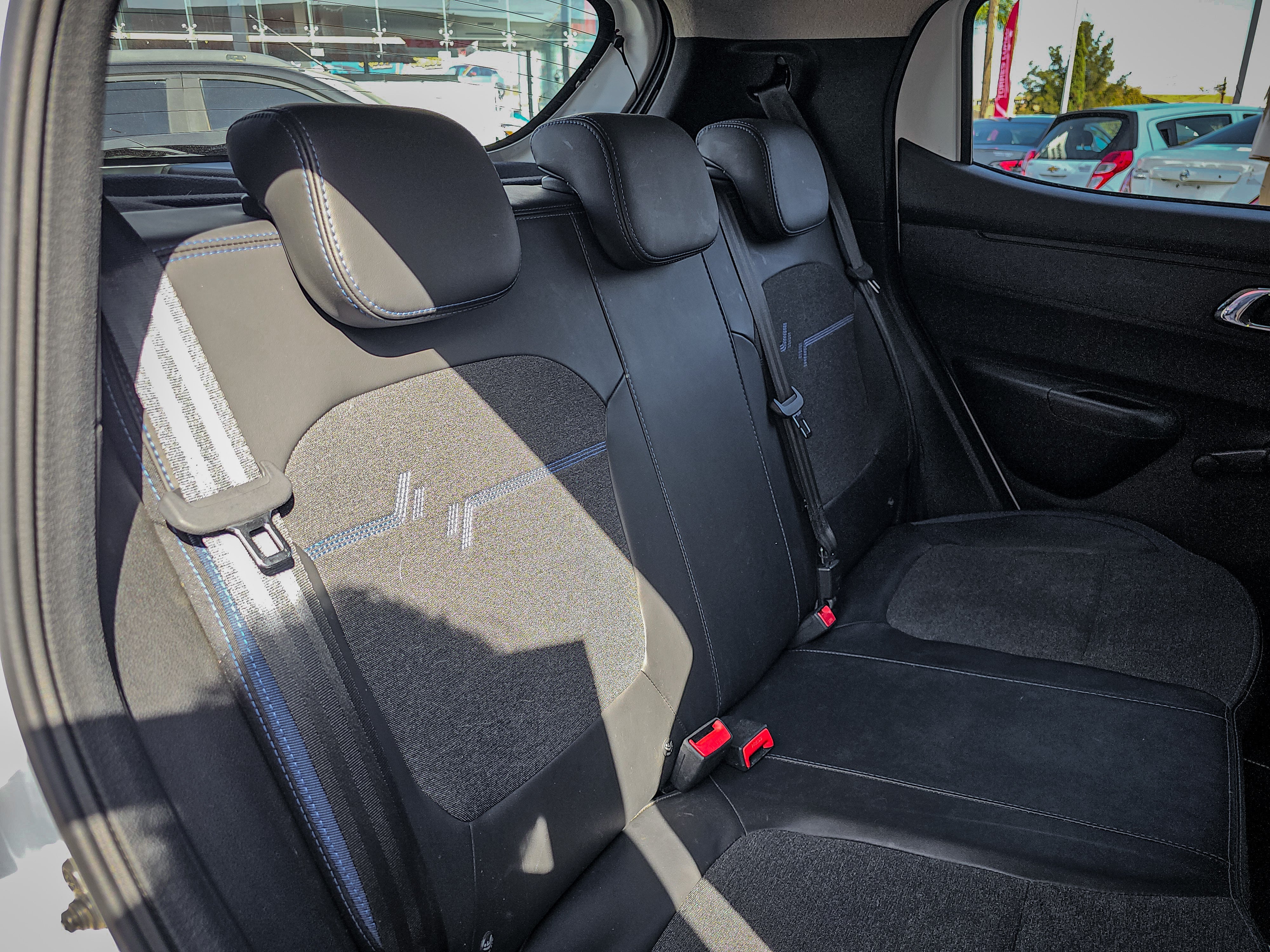 2025 RENAULT USADOS Kwid 1.0 Iconic Mt