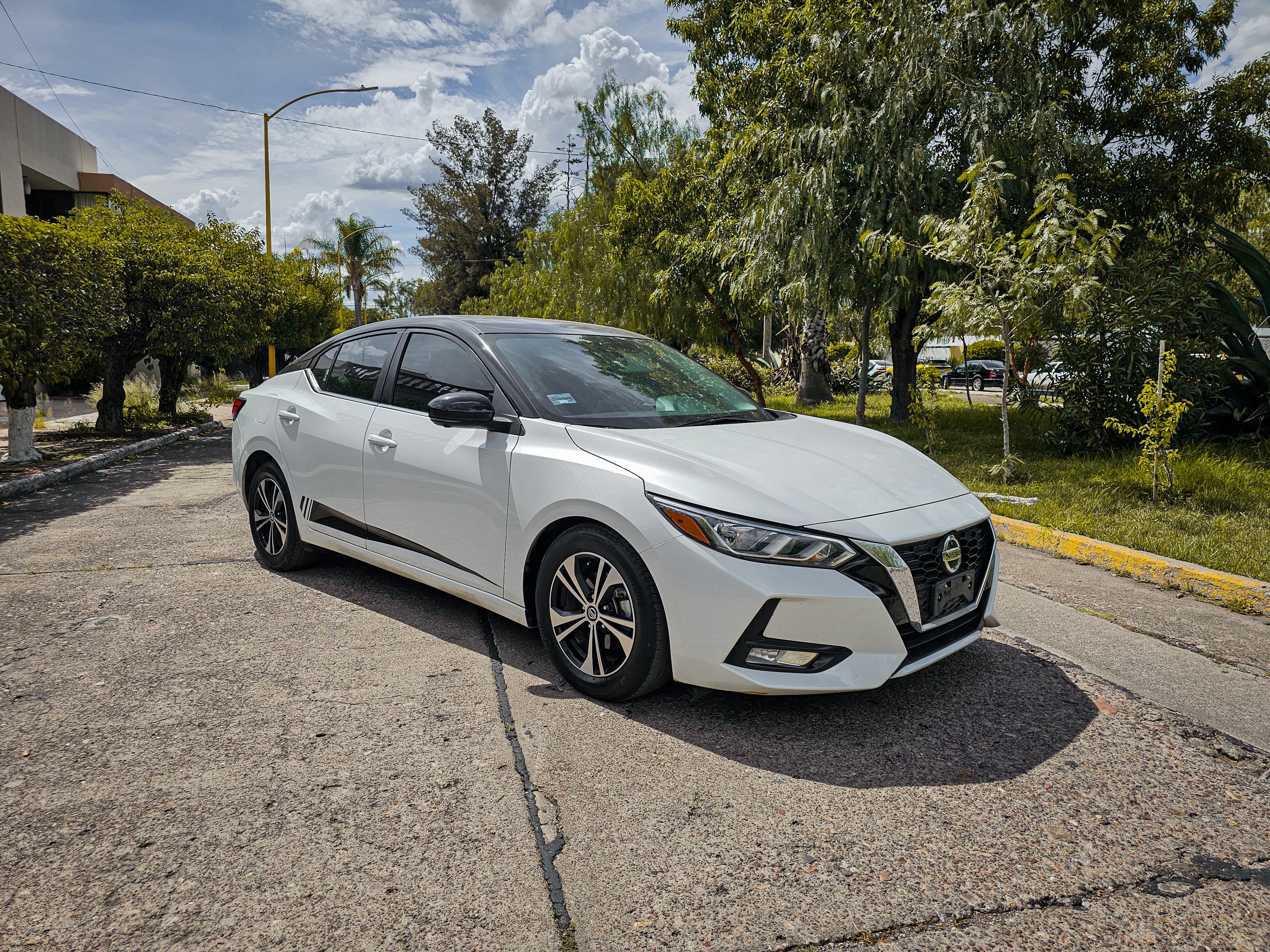2023 Nissan Sentra Advance